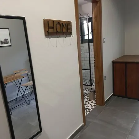 Centrally Located Loft *